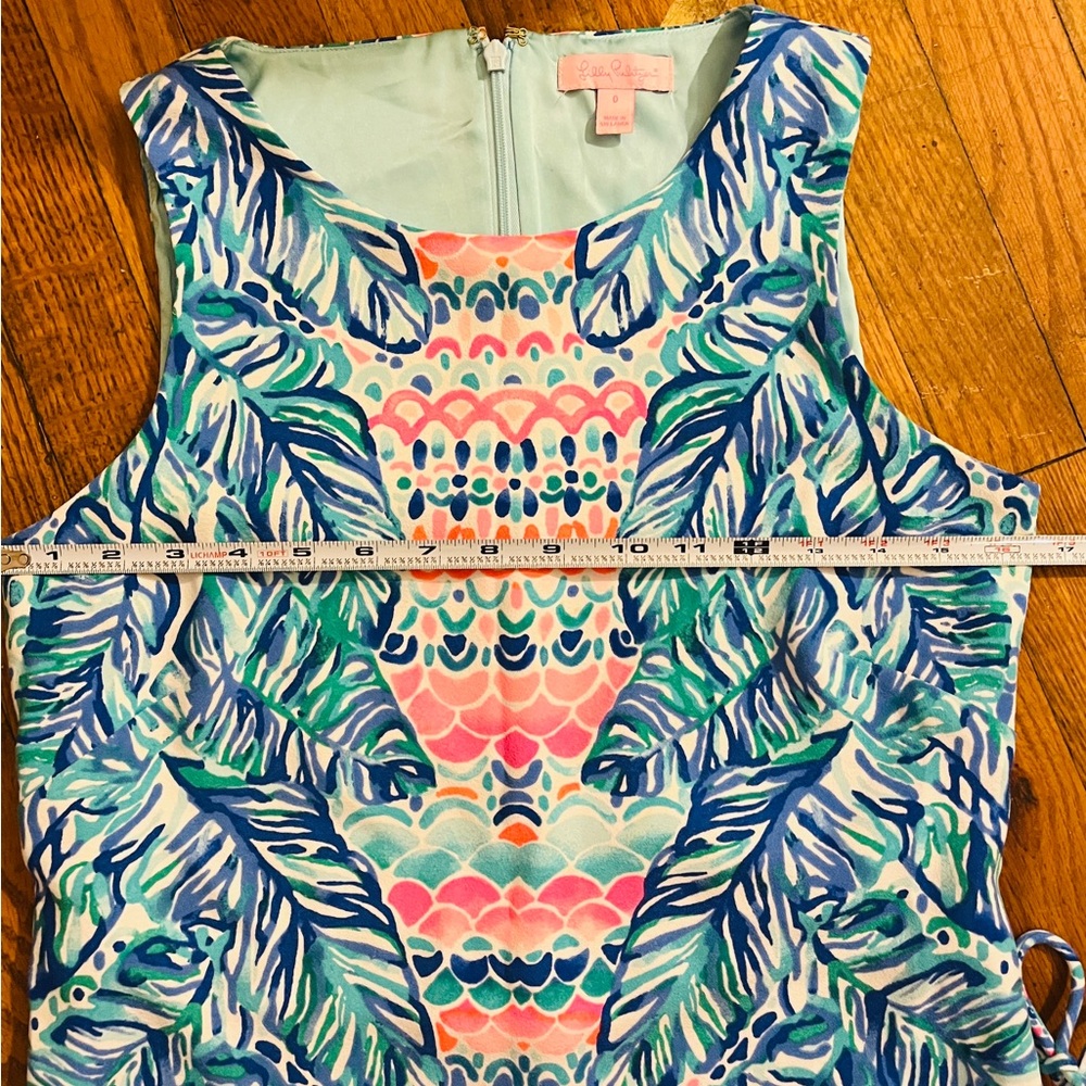 Lilly Pulitzer Blue and Green Patterned Dress w/Shorts Underneath - Picture 5 of 17
